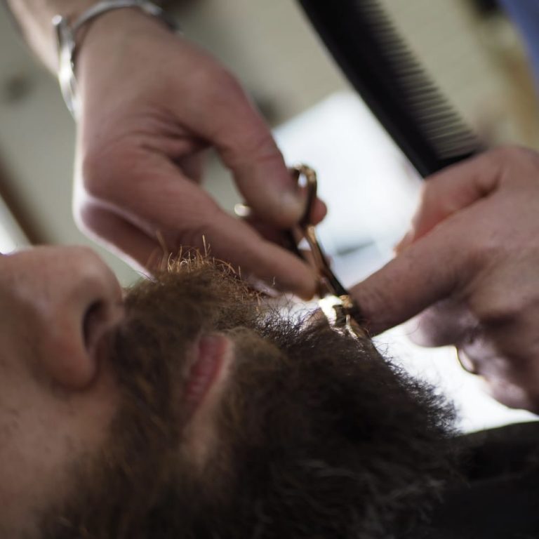 Rifinitura della barba